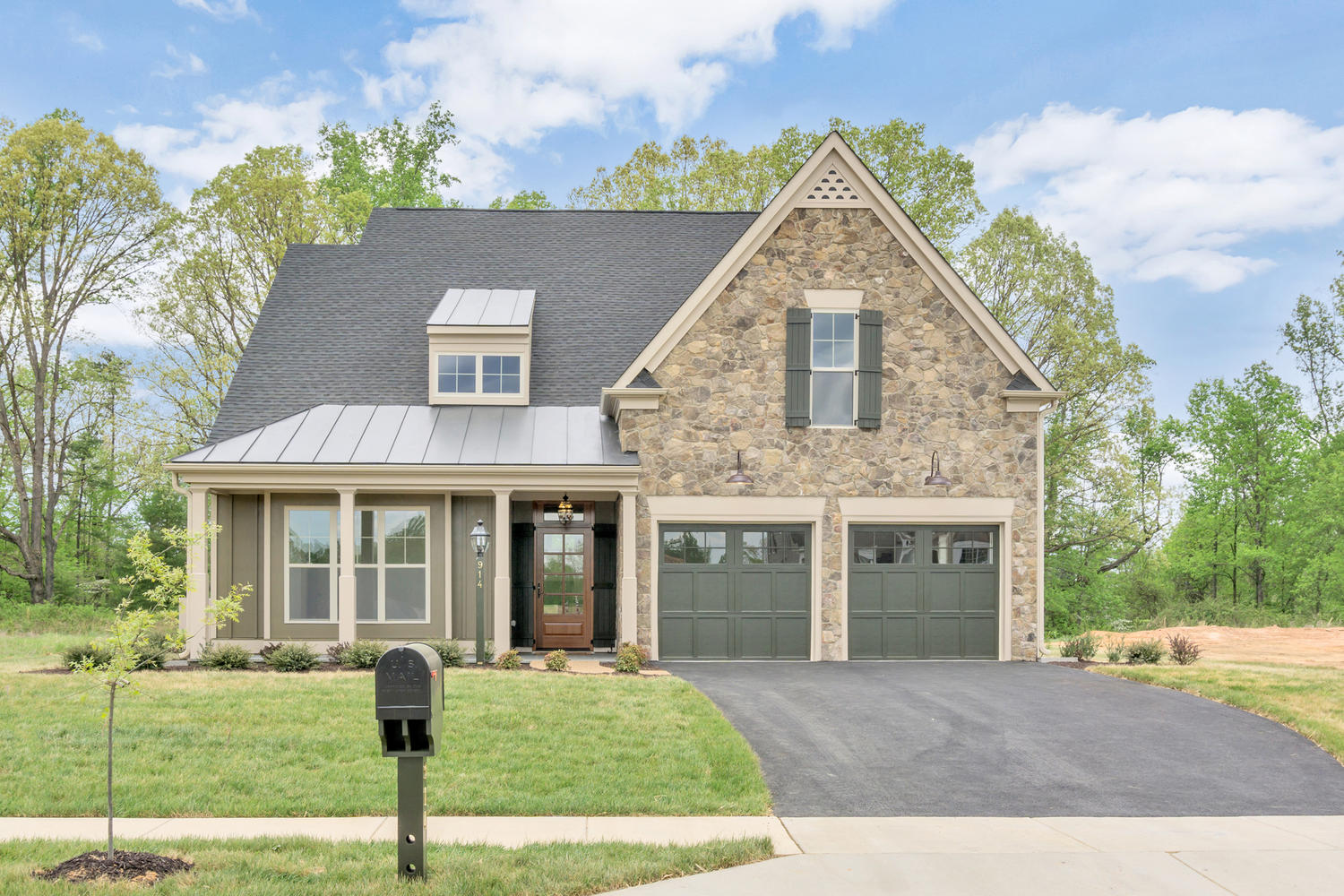 Exterior of Craig Builders home in Foothill Crossing and Westlake