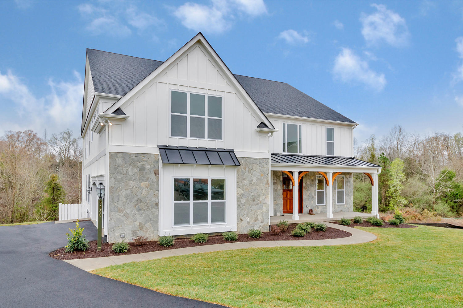 Exterior of Craig Builders home in Foothill Crossing and Westlake
